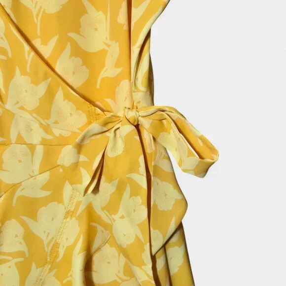 Joie Amelian Floral Wrap Dress Yellow M Romantic Feminine Resort Garden Party - Picture 8 of 12